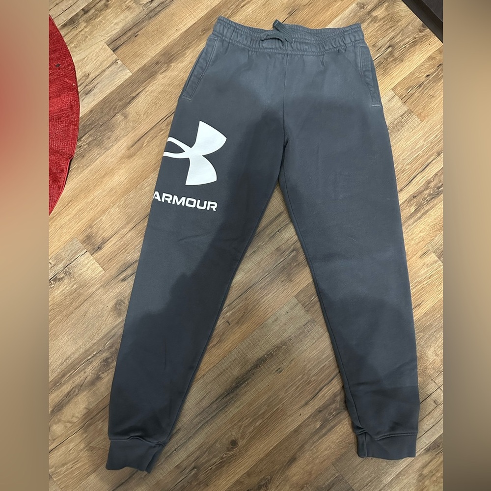 Under Armour Youth Large sweatpants